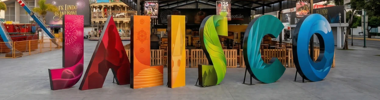 Montaje de letras gigantes JALISCO